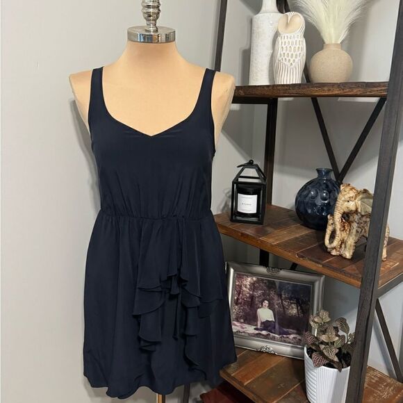 Amanda Uprichard Dresses & Skirts - Amanda Uprichard Dress Black Silk Sleveless Ruffle Mini Women’s Size Small